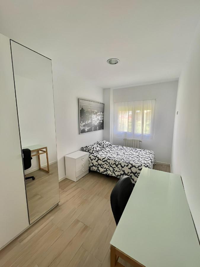 מדריד Centrico Aire Acondicionado 3 Habitaciones Zona Aparcamiento Gratuito מראה חיצוני תמונה